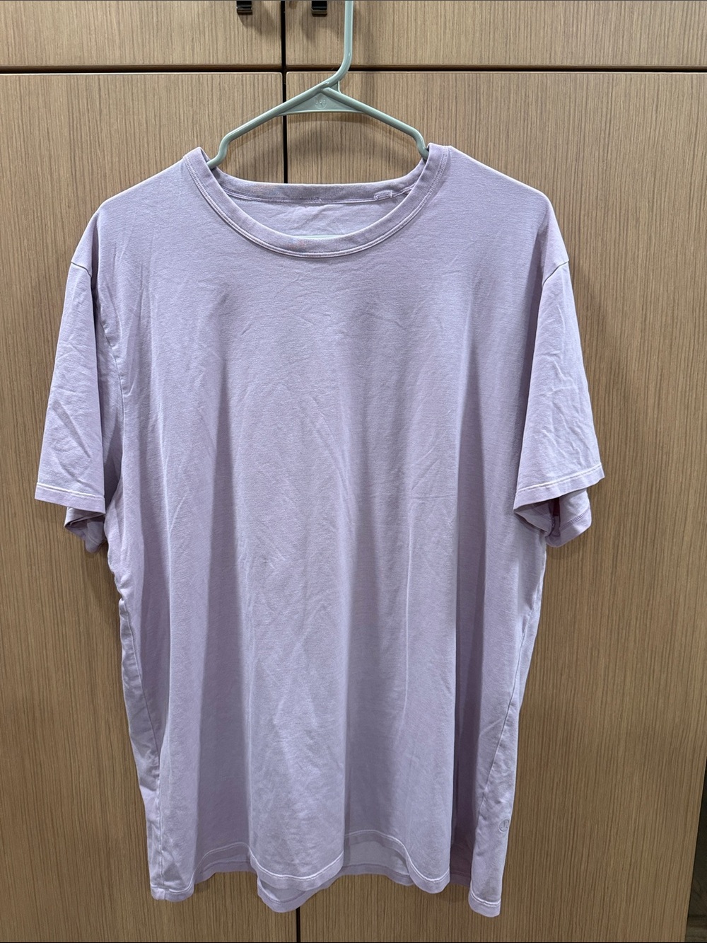 lululemon athletica Men's Crew Tee in Light Lavender